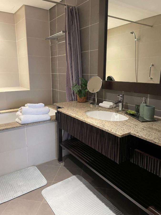Luxurious 2 Bedroom Apartment In Anantara Hotel And Residences Dubai Eksteriør billede